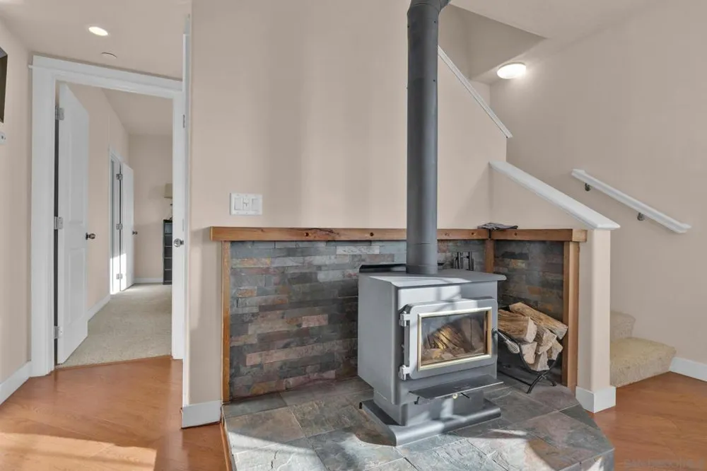 16913 Harrison Park Trl Julian, CA 92036