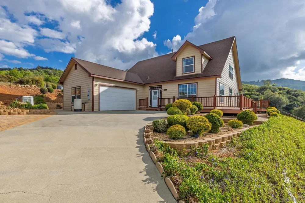 16913 Harrison Park Trl Julian, CA 92036