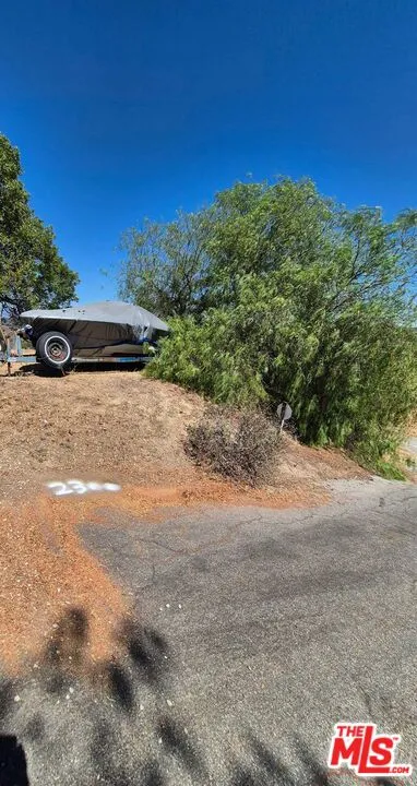 2300 Corsham Road Topanga, CA 90290
