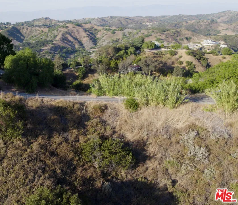 2300 Corsham Road Topanga, CA 90290