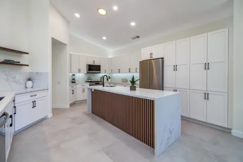 67568 S Laguna Drive