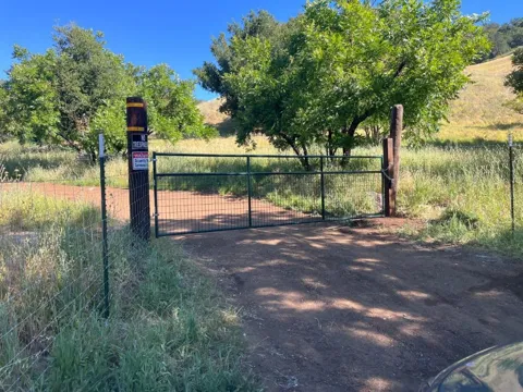 Casa Loma Road