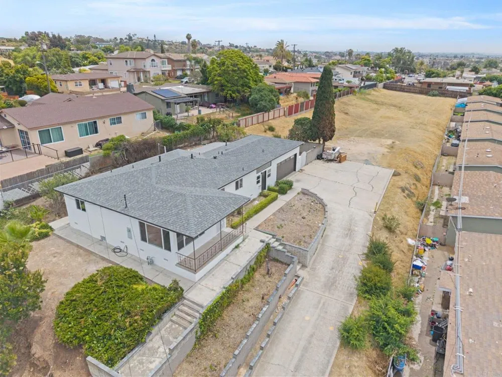 3140 E 2nd Street National City, CA 91950