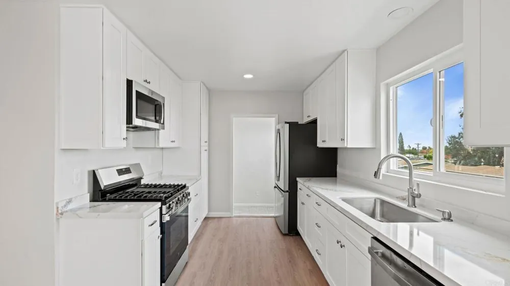 3140 E 2nd Street National City, CA 91950