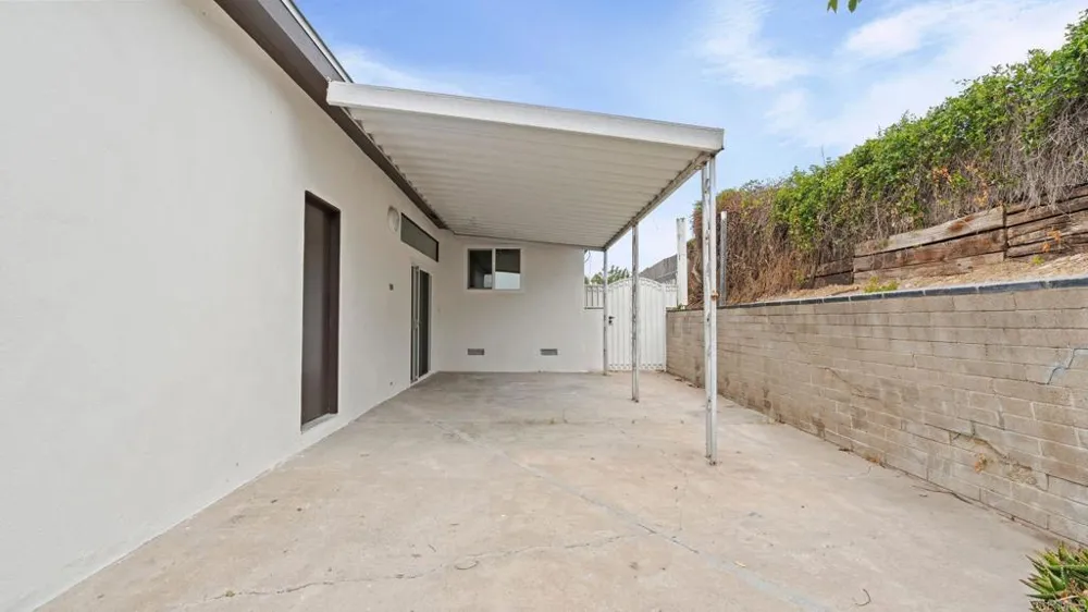 3140 E 2nd Street National City, CA 91950