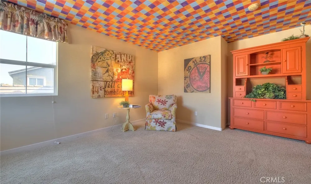 906 Woodbine Azusa, CA 91702