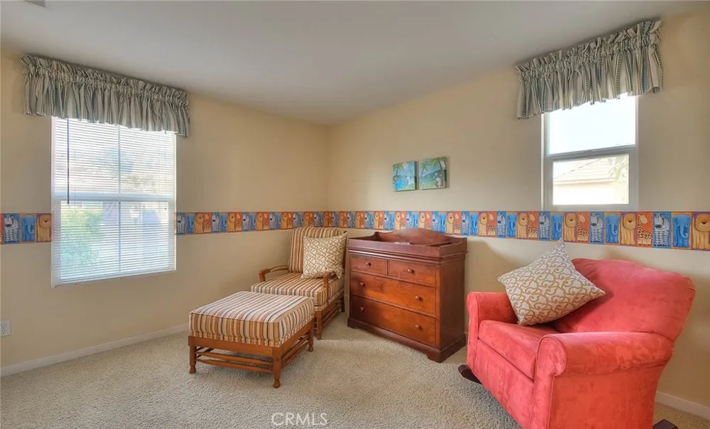 906 Woodbine Azusa, CA 91702