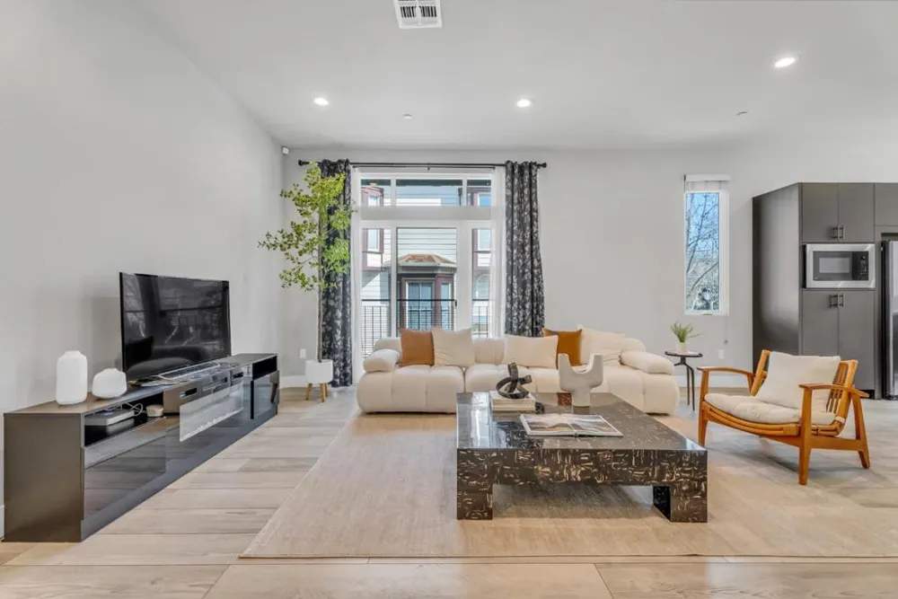 208 Terraine San Jose, CA 95110