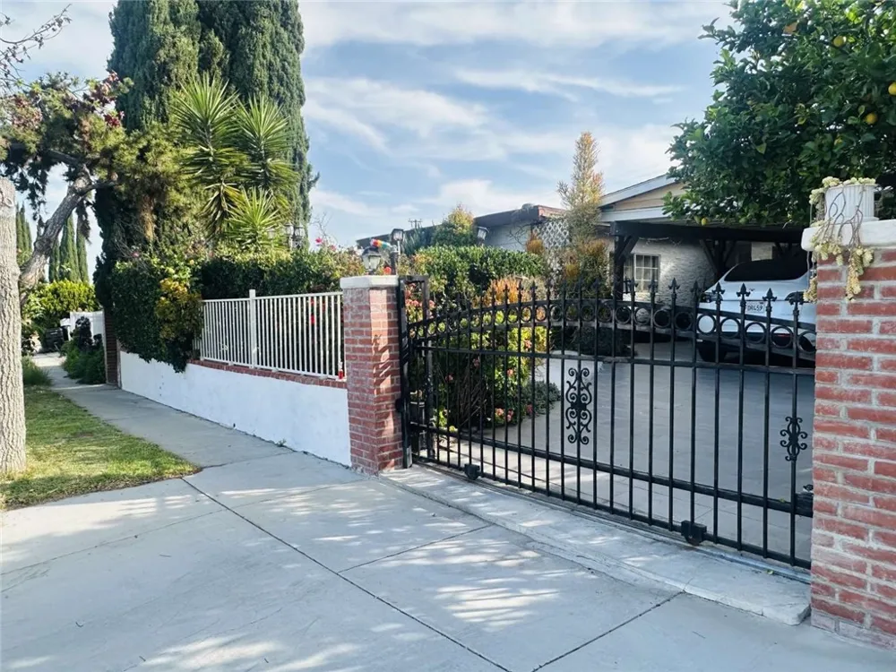 2202 Paso Real Avenue Rowland Heights, CA 91748