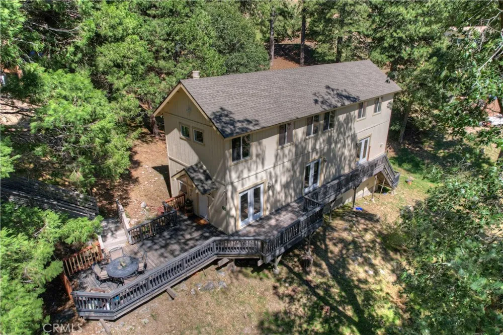 21510 Crest Forest Drive Cedarpines Park, CA 92322