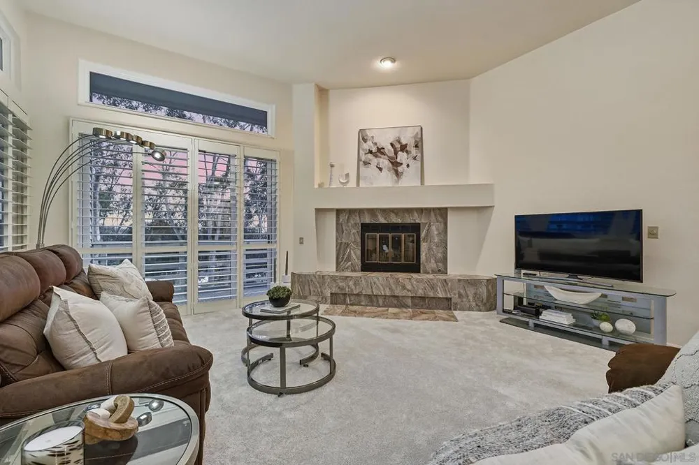 11037 Caminito Vista Pacifica San Diego, CA 92131