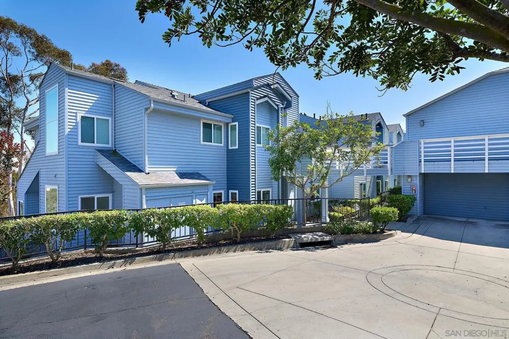 11037 Caminito Vista Pacifica San Diego, CA 92131