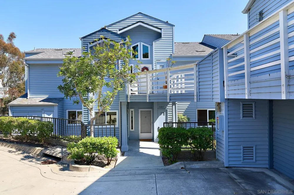 11037 Caminito Vista Pacifica San Diego, CA 92131