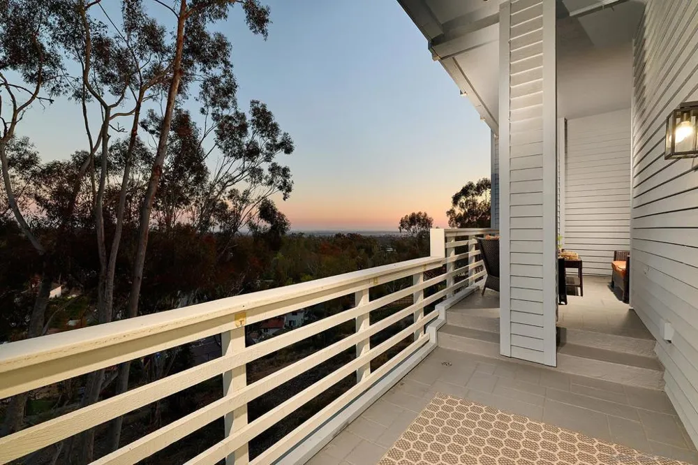 11037 Caminito Vista Pacifica San Diego, CA 92131