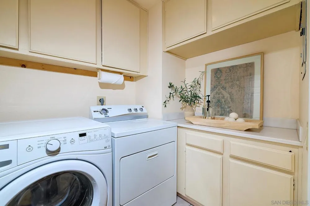 11037 Caminito Vista Pacifica San Diego, CA 92131