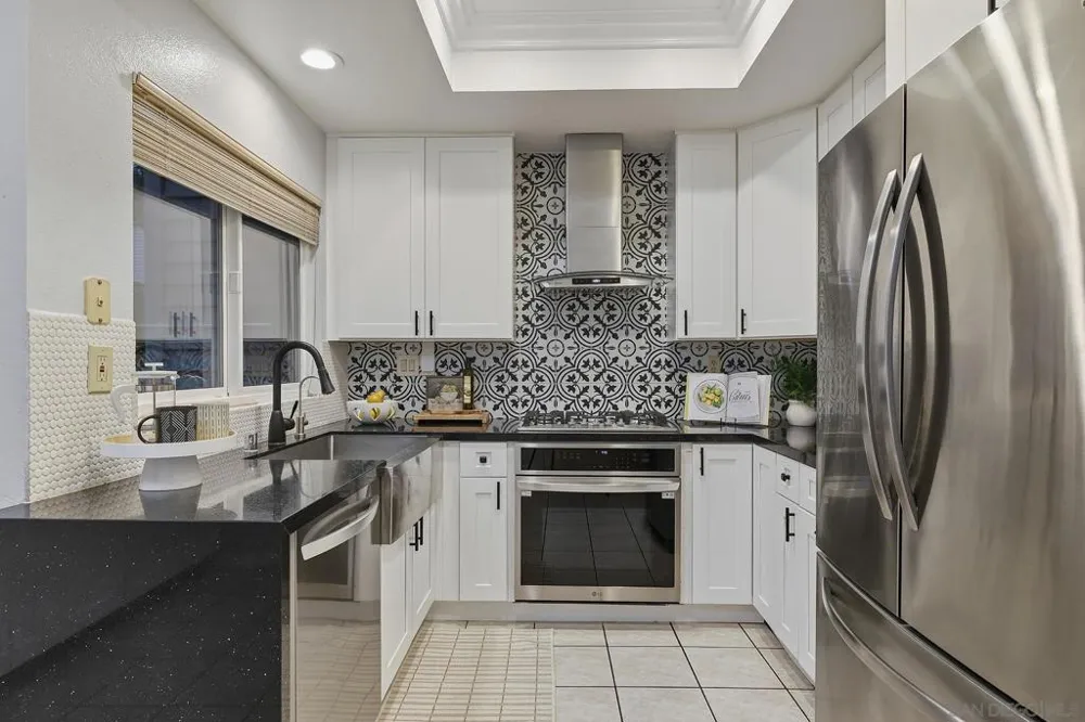 11037 Caminito Vista Pacifica San Diego, CA 92131