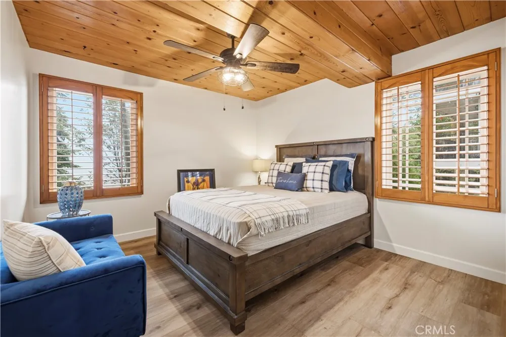 24682 Lake Gregory Drive Crestline, CA 92325