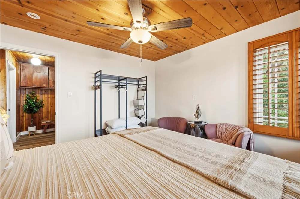 24682 Lake Gregory Drive Crestline, CA 92325