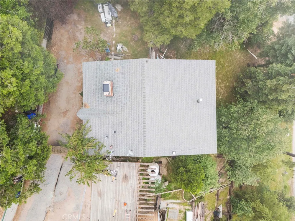 24682 Lake Gregory Drive Crestline, CA 92325