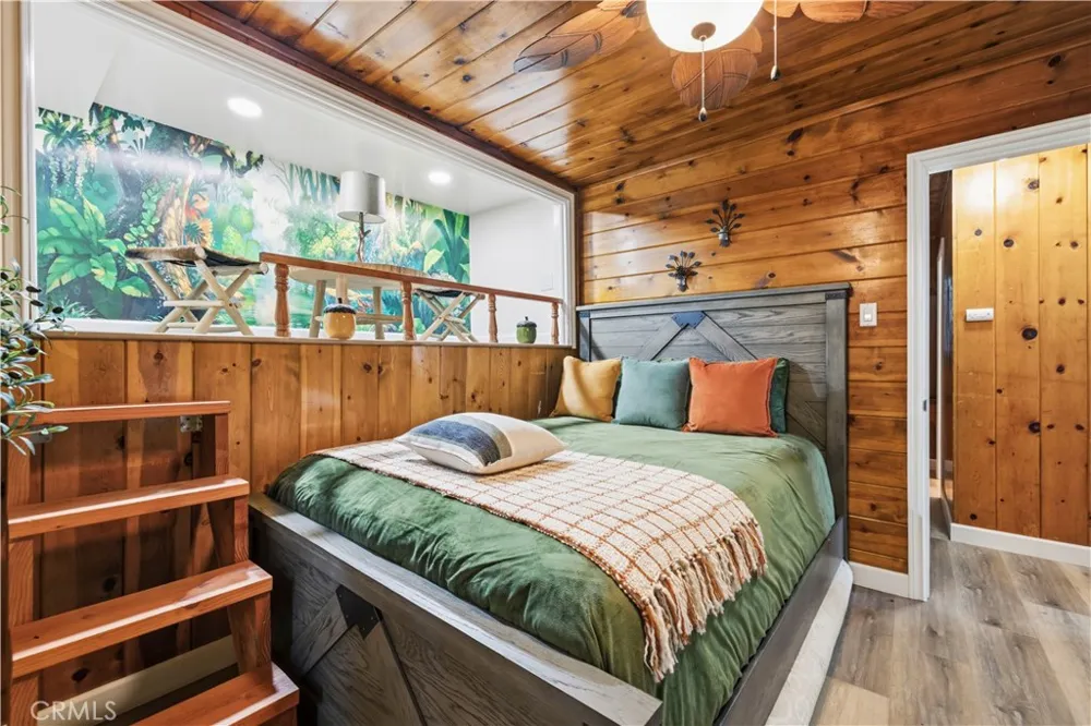 24682 Lake Gregory Drive Crestline, CA 92325