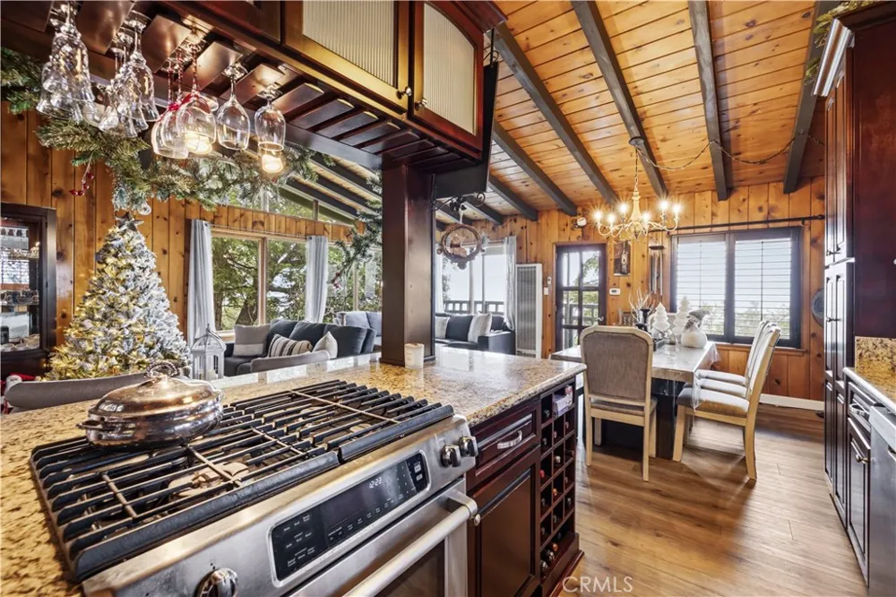 24682 Lake Gregory Drive Crestline, CA 92325