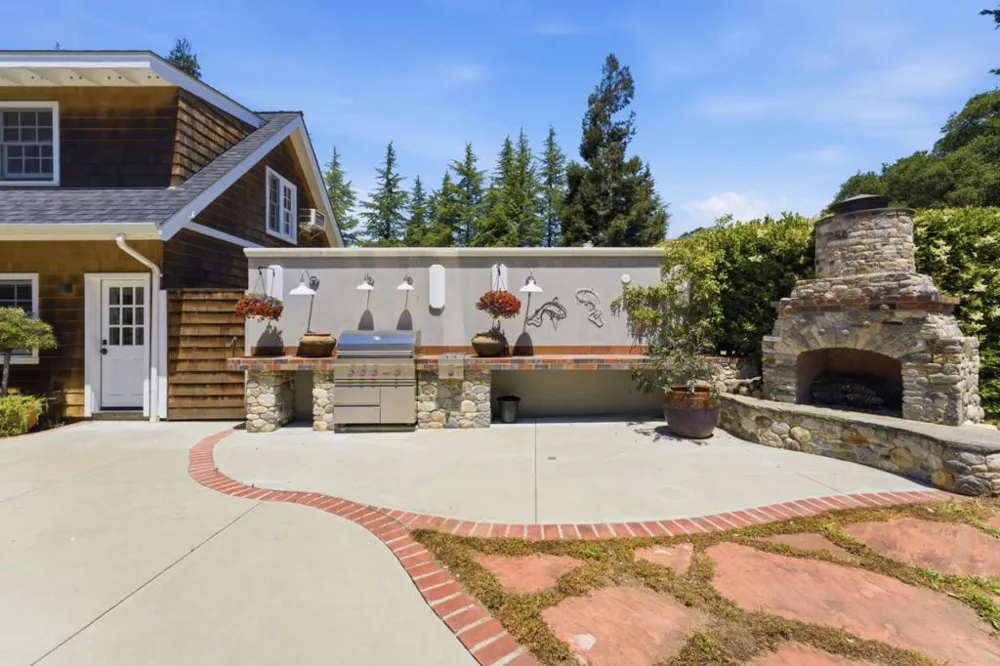 7 San Clemente Drive Carmel Valley, CA 93924