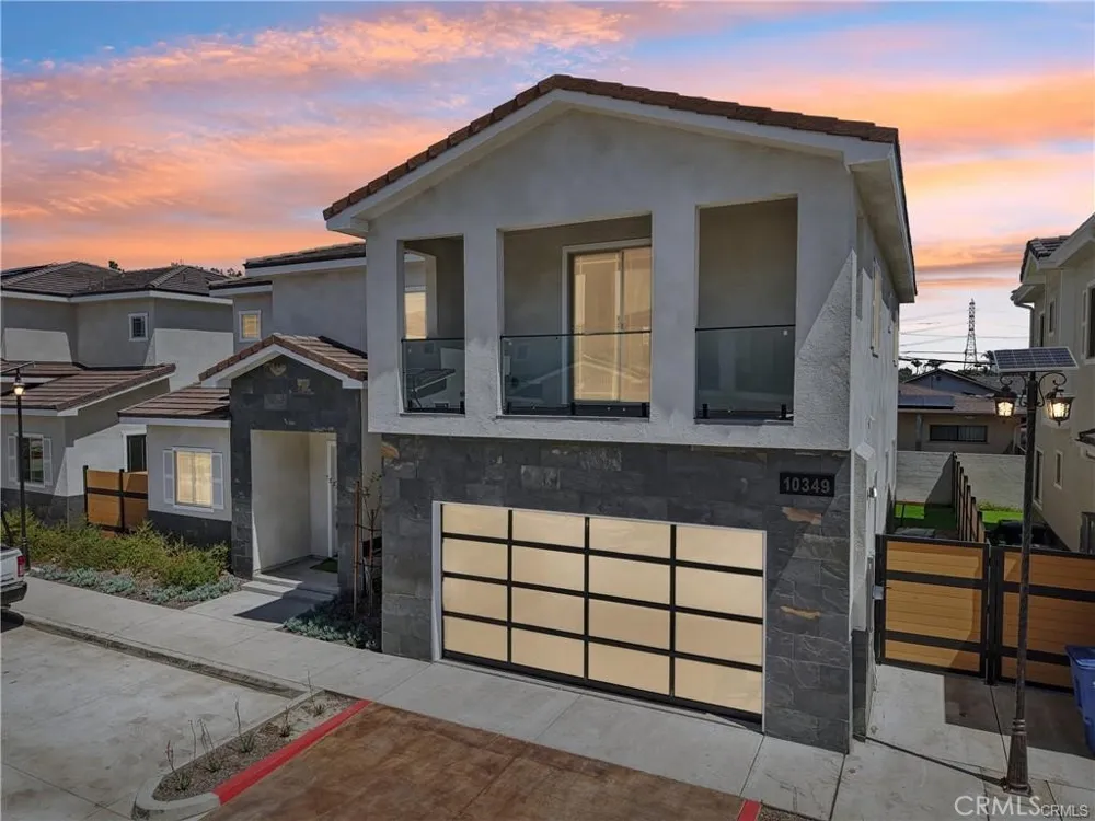 10349 Mapledale Street Bellflower, CA 90706
