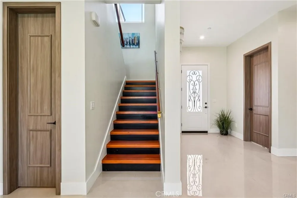 10349 Mapledale Street Bellflower, CA 90706