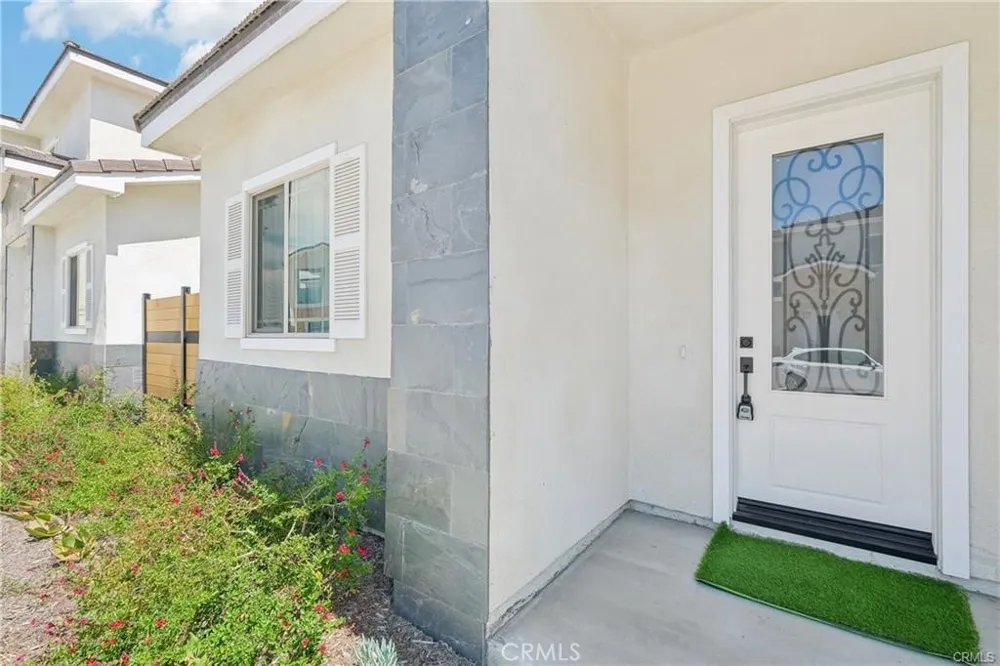 10349 Mapledale Street Bellflower, CA 90706