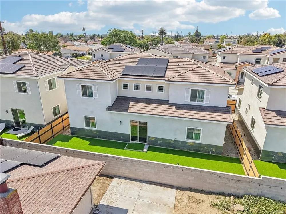 10349 Mapledale Street Bellflower, CA 90706