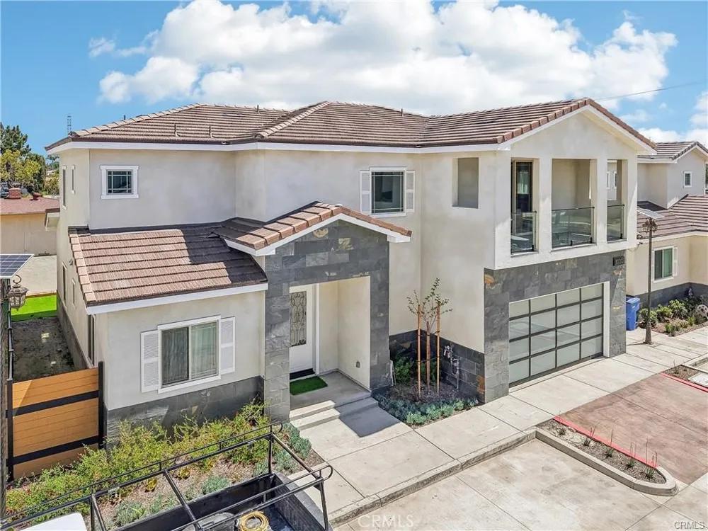 10349 Mapledale Street Bellflower, CA 90706