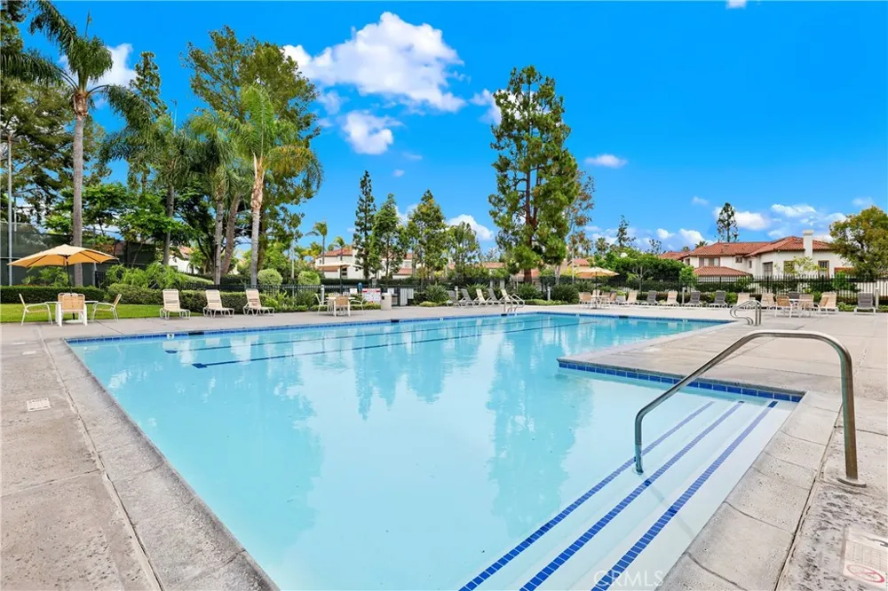 154 Gallery Tustin, CA 92782