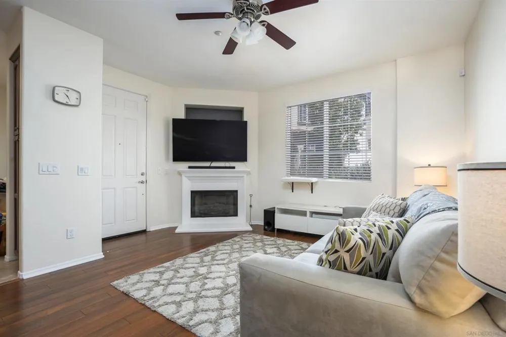 289 Reef Point #3 Oceanside, CA 92058
