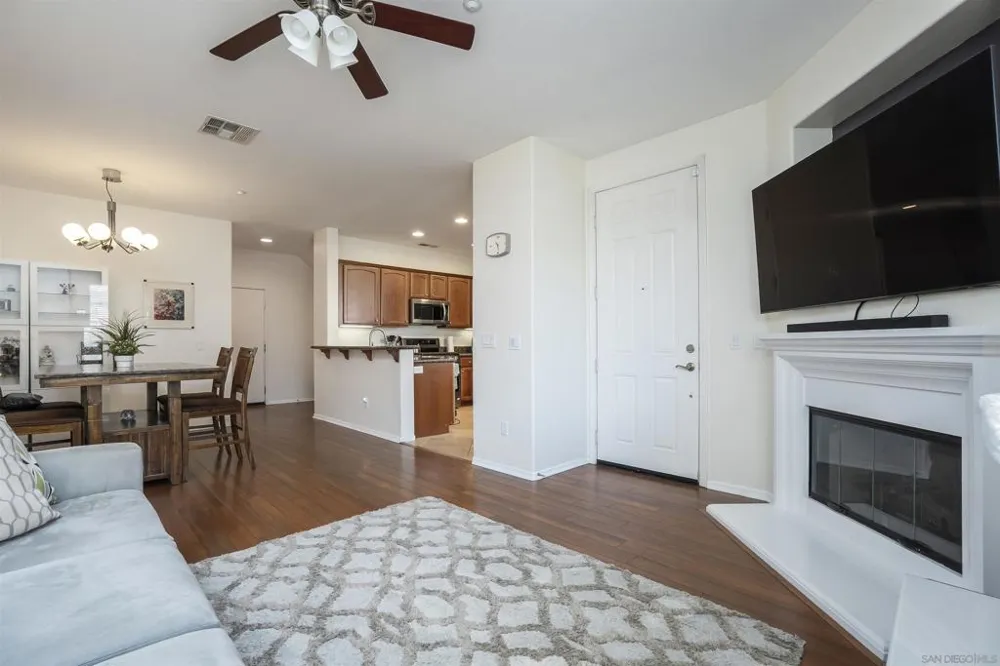 289 Reef Point #3 Oceanside, CA 92058