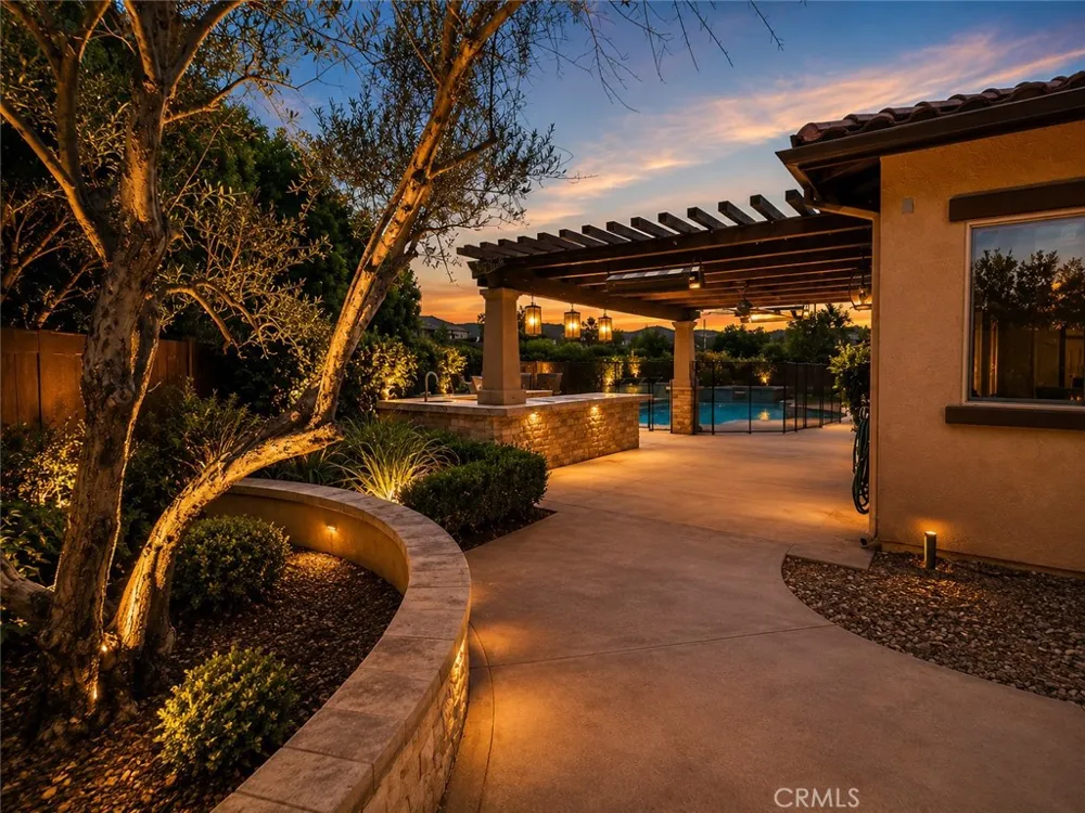 24219 Summer Creek Murrieta, CA 92562
