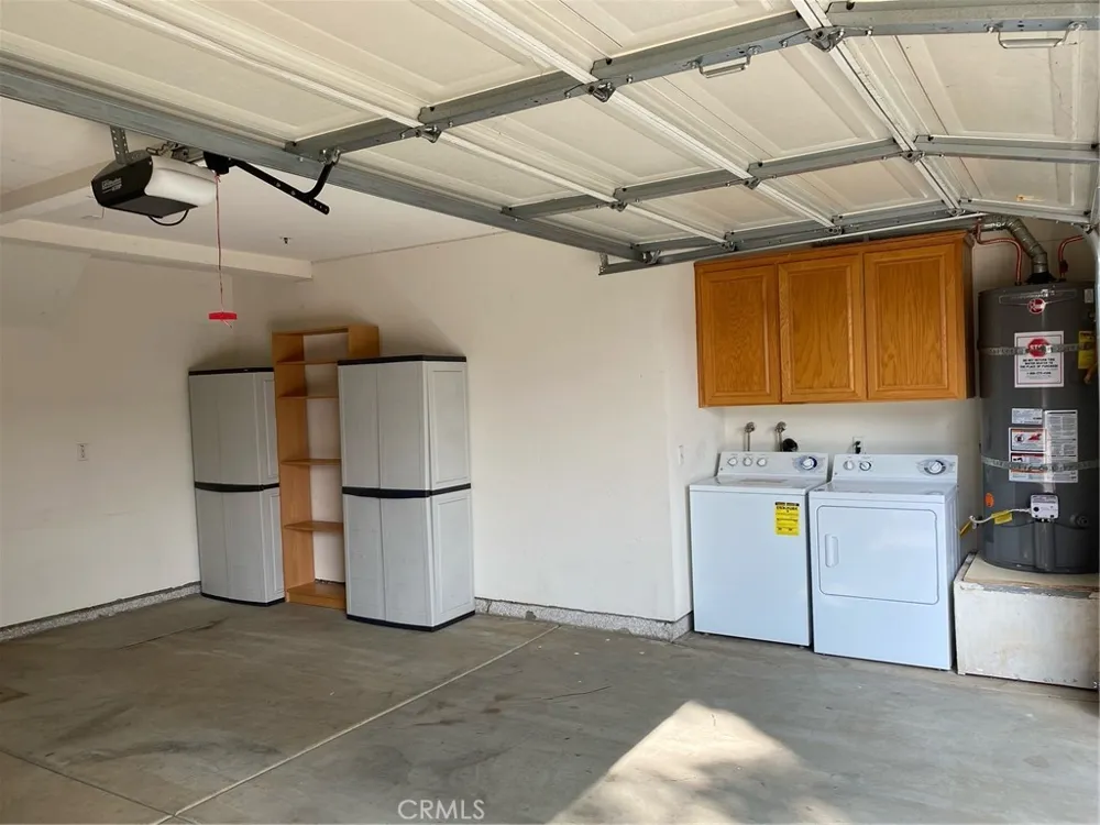 214 Violet Avenue #F Monrovia, CA 91016