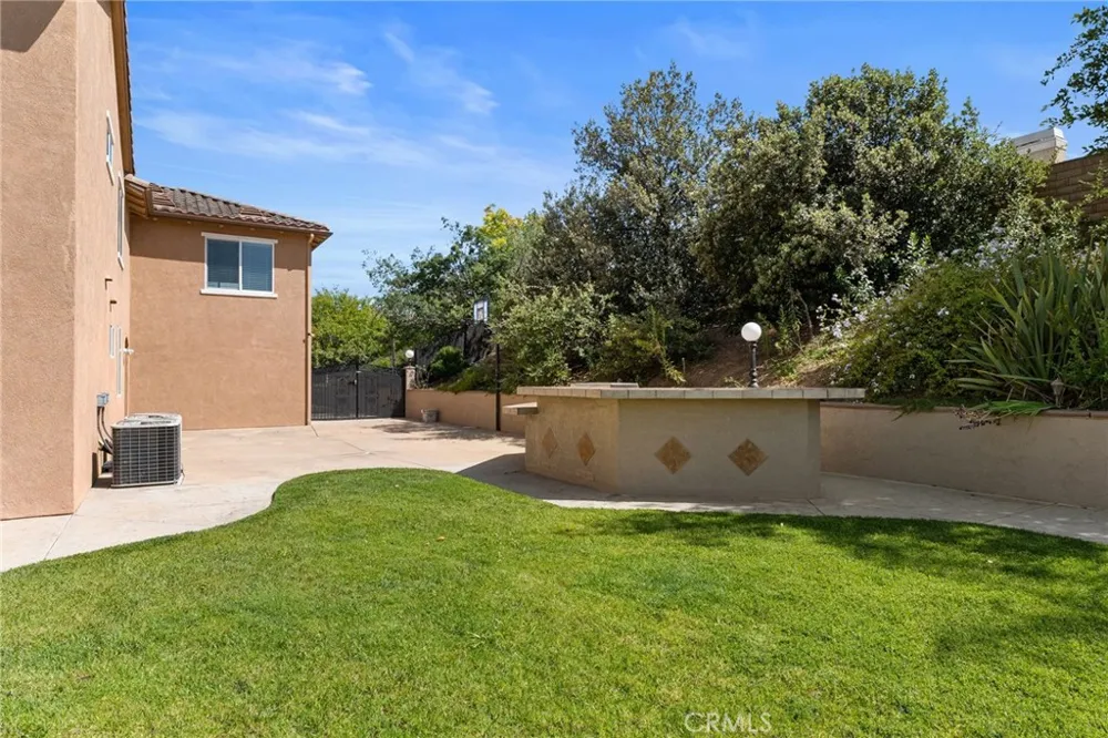 4068 Shady Ridge Circle Corona, CA 92881