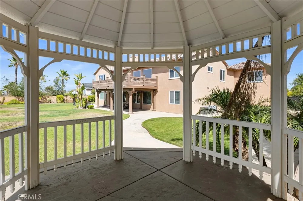 4068 Shady Ridge Circle Corona, CA 92881