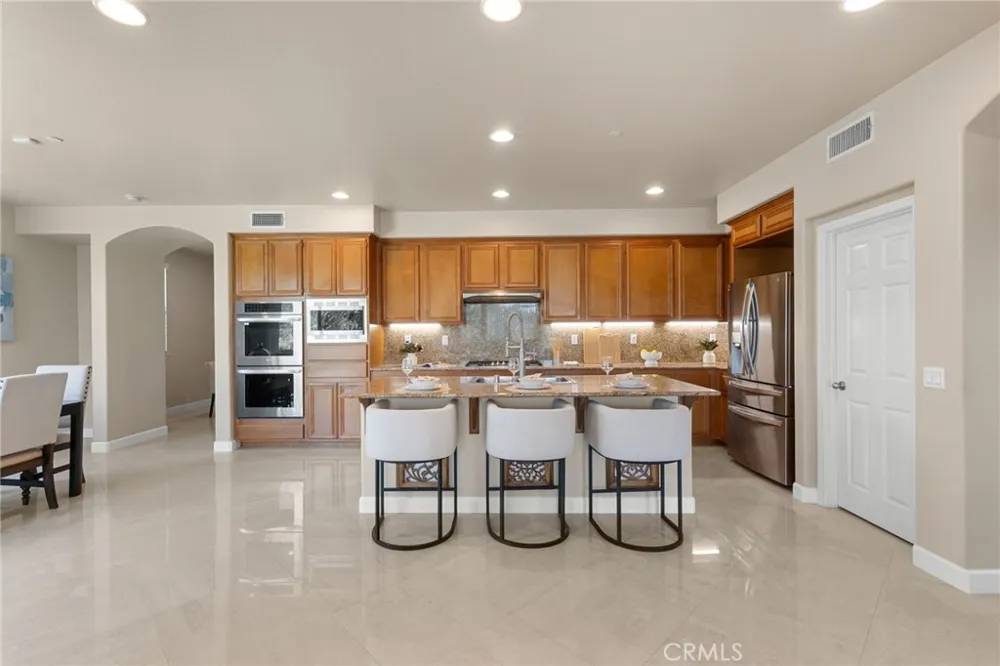 4068 Shady Ridge Circle Corona, CA 92881