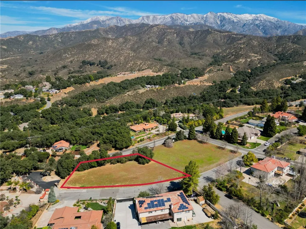 Wildwood View Drive Yucaipa, CA 92399
