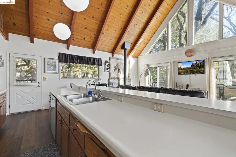 19331 Reid Cir Groveland, CA 95321