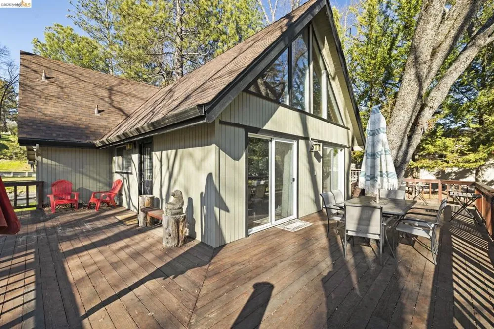 19331 Reid Cir Groveland, CA 95321