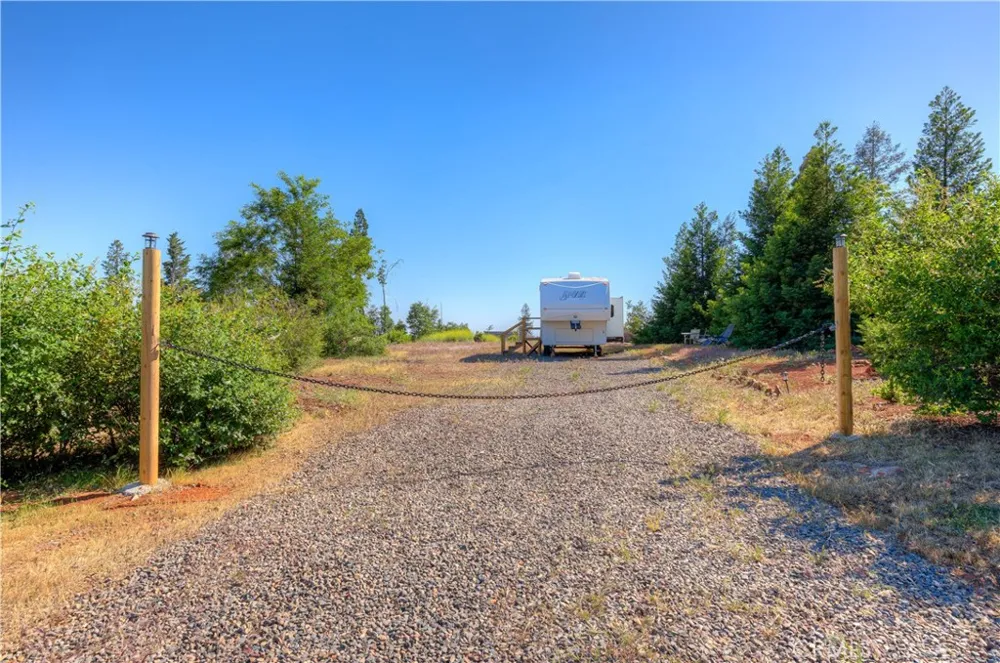13828 Andover Magalia, CA 95954