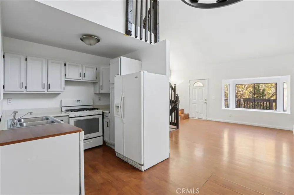 5866 Robin Oak Drive Angelus Oaks, CA 92305