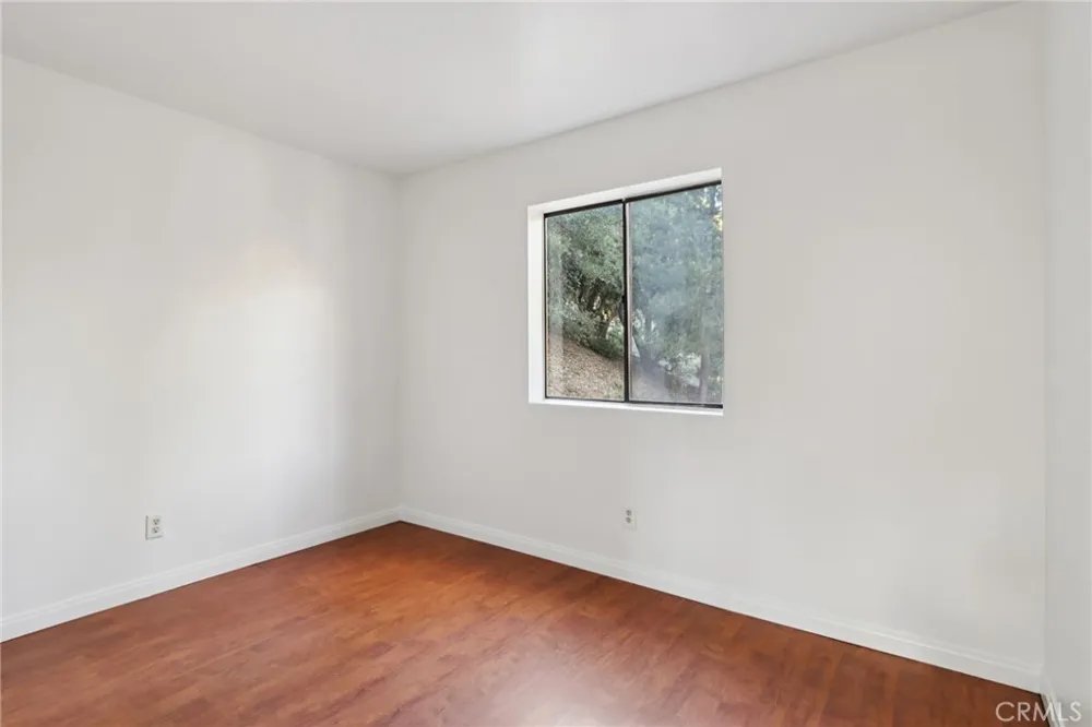 5866 Robin Oak Drive Angelus Oaks, CA 92305