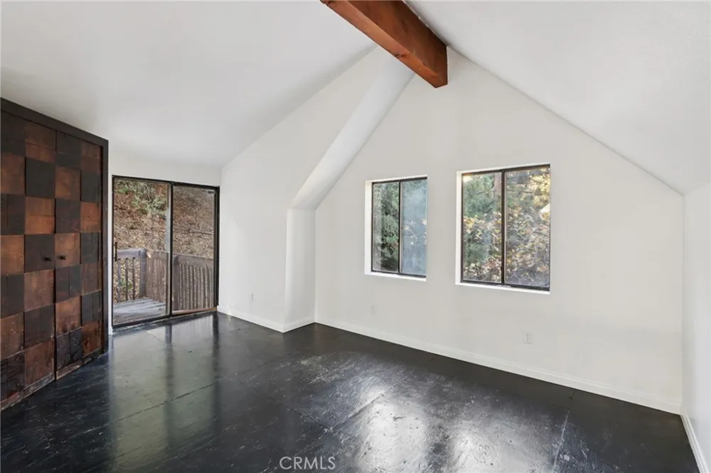 5866 Robin Oak Drive Angelus Oaks, CA 92305
