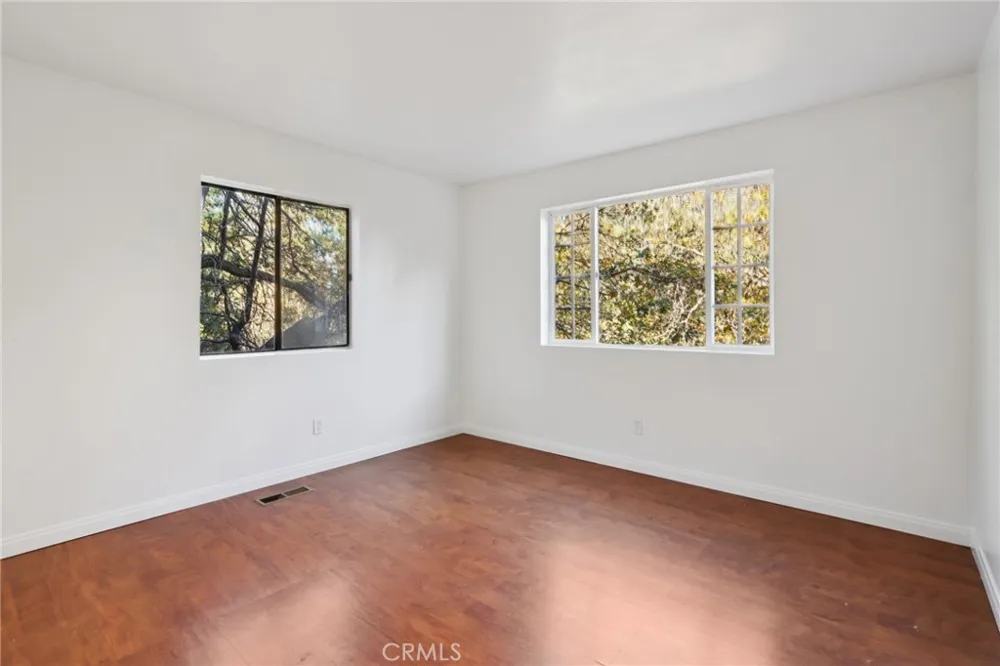 5866 Robin Oak Drive Angelus Oaks, CA 92305