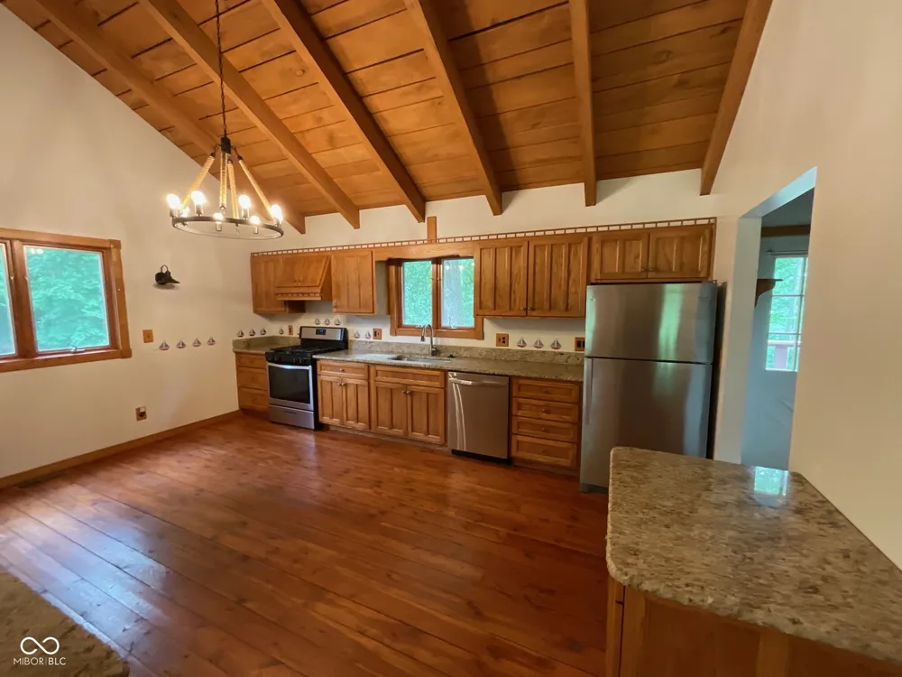 9311 E Heffner Drive Rockville, IN 47872