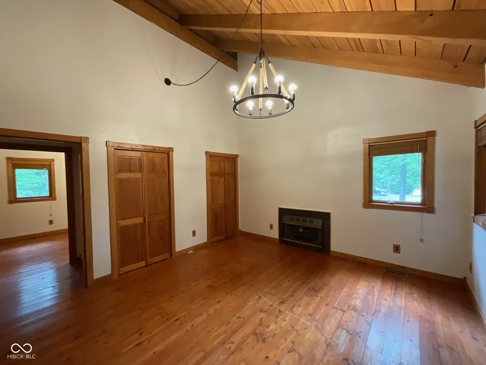 9311 E Heffner Drive Rockville, IN 47872