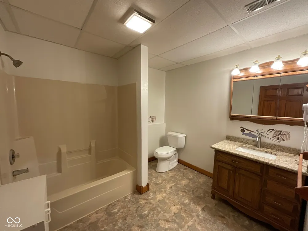 9311 E Heffner Drive Rockville, IN 47872